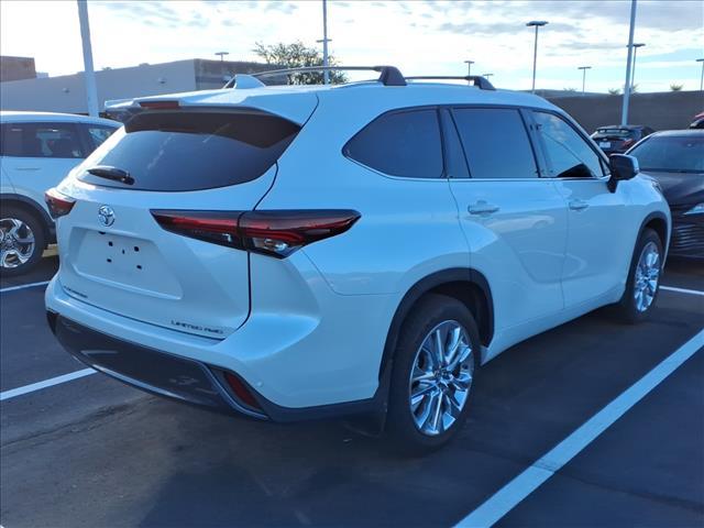 used 2024 Toyota Highlander car, priced at $44,968