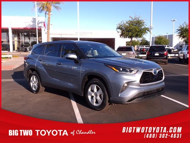 used 2021 Toyota Highlander Hybrid car, priced at $33,988