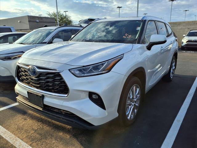 used 2023 Toyota Highlander Hybrid car, priced at $49,931