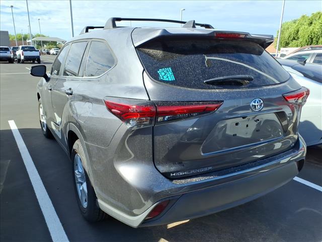 used 2023 Toyota Highlander car, priced at $38,644