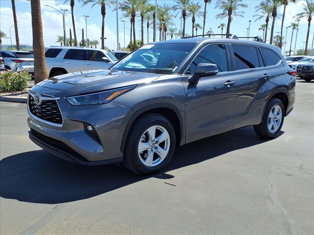 used 2023 Toyota Highlander car, priced at $38,644