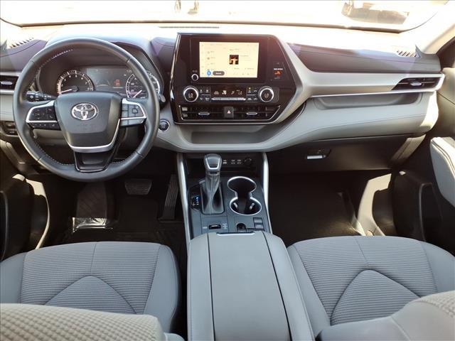used 2023 Toyota Highlander car, priced at $38,644
