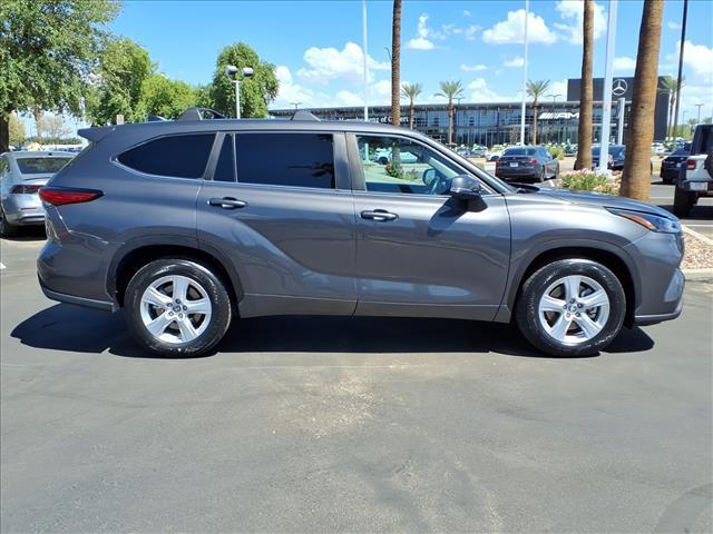 used 2023 Toyota Highlander car, priced at $38,644