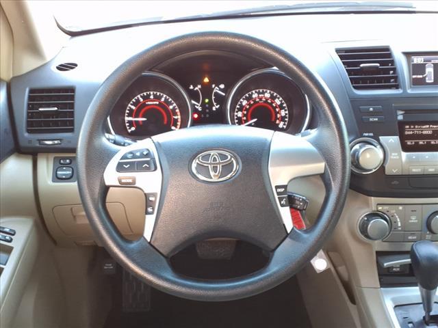 used 2012 Toyota Highlander car, priced at $15,908