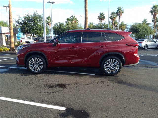 used 2023 Toyota Highlander car, priced at $47,877