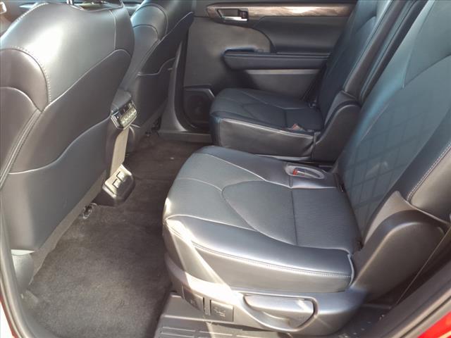 used 2023 Toyota Highlander car, priced at $47,877
