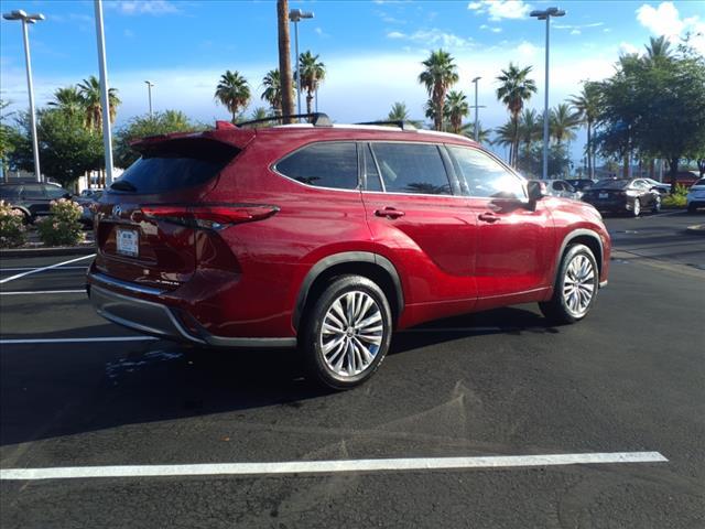 used 2023 Toyota Highlander car, priced at $47,877