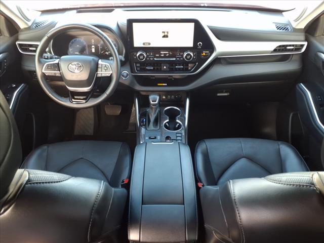 used 2023 Toyota Highlander car, priced at $47,877
