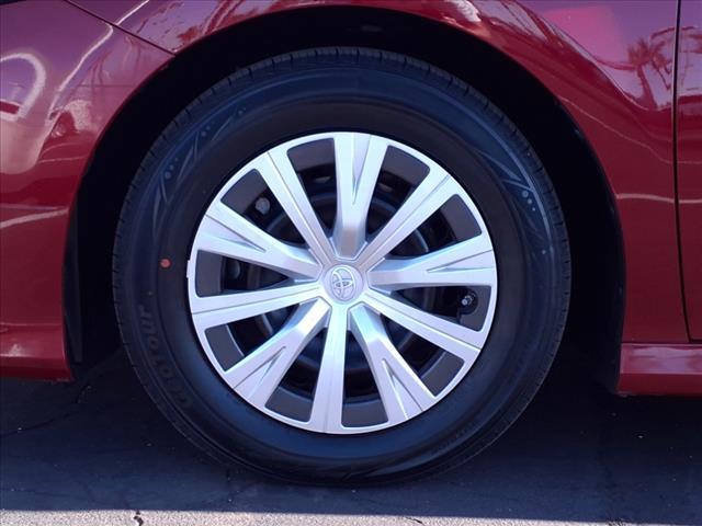 used 2018 Toyota Camry Hybrid car, priced at $21,274