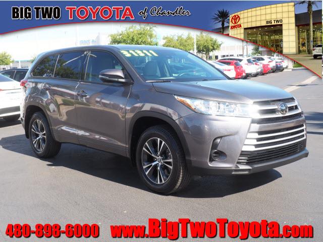 used 2018 Toyota Highlander car, priced at $25,988