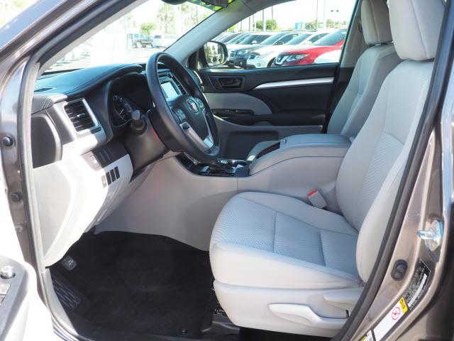 used 2018 Toyota Highlander car, priced at $25,988