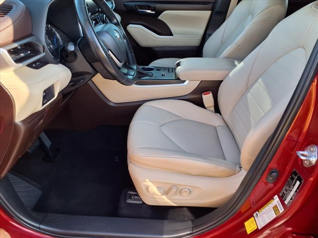 used 2022 Toyota Highlander Hybrid car, priced at $38,751