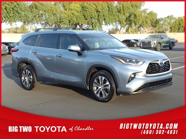 used 2021 Toyota Highlander Hybrid car, priced at $34,510