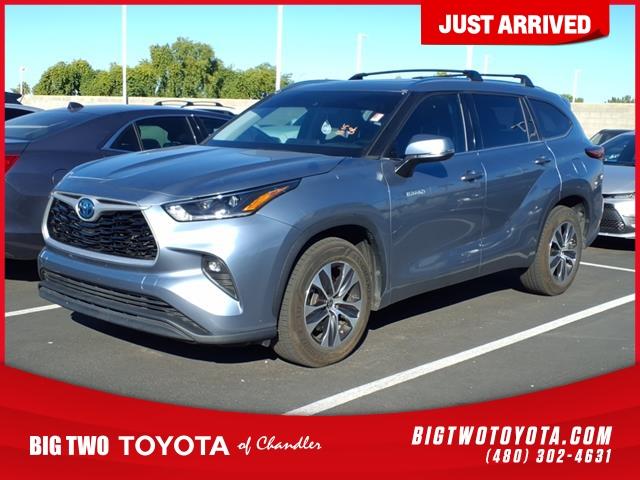 used 2021 Toyota Highlander Hybrid car, priced at $34,510