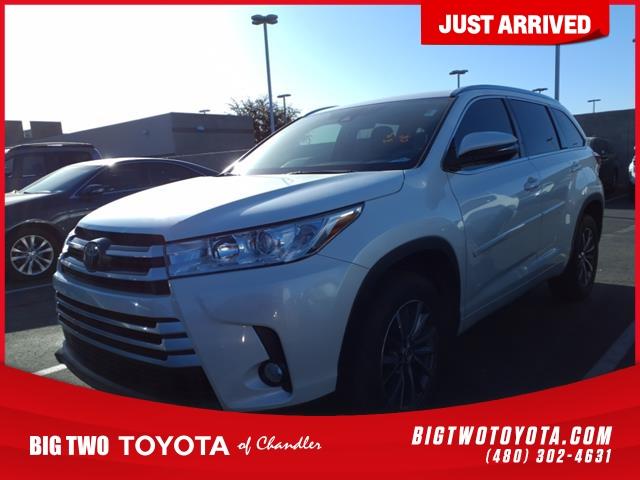 used 2018 Toyota Highlander car, priced at $26,937