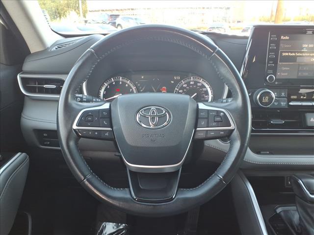 used 2022 Toyota Highlander car, priced at $38,971