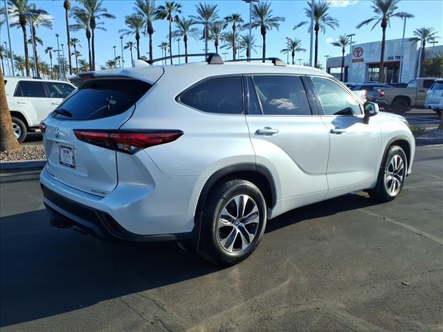 used 2022 Toyota Highlander car, priced at $38,971