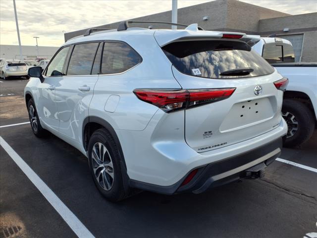 used 2022 Toyota Highlander car, priced at $38,971