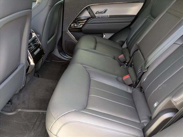 new 2025 Land Rover Range Rover Sport car, priced at $94,660