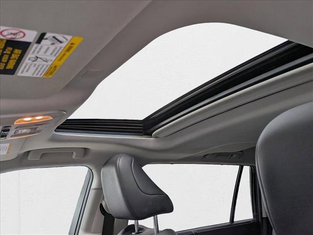 used 2020 Toyota Highlander car, priced at $26,442