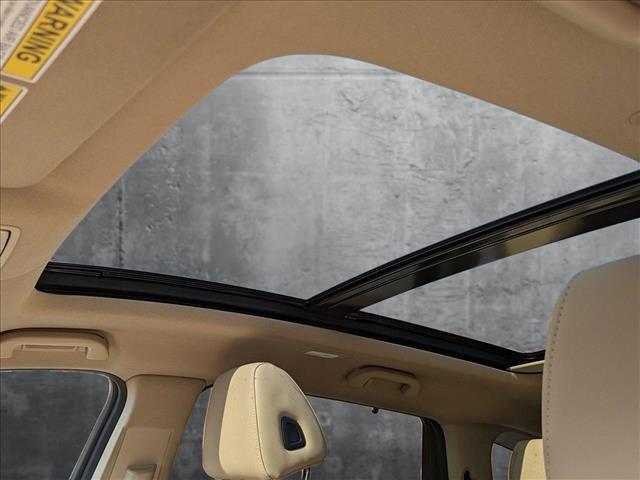 used 2022 Acura MDX car, priced at $39,036