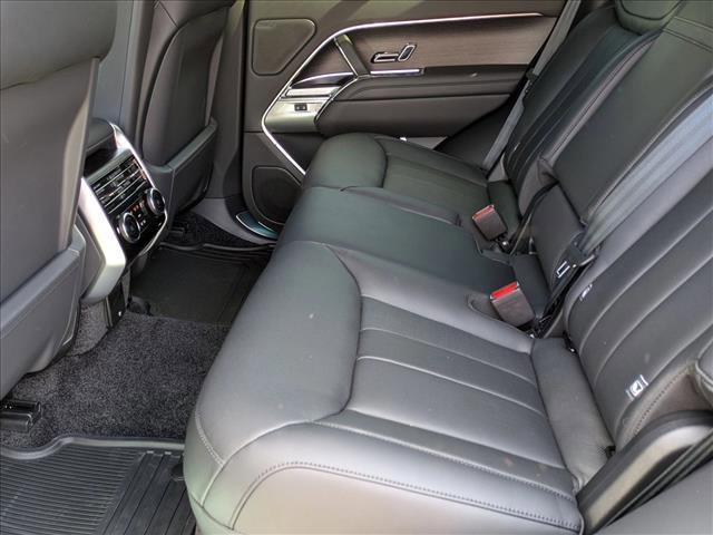 new 2025 Land Rover Range Rover car, priced at $151,115