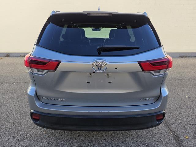 used 2017 Toyota Highlander car, priced at $19,447