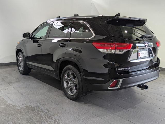 used 2019 Toyota Highlander car, priced at $31,999