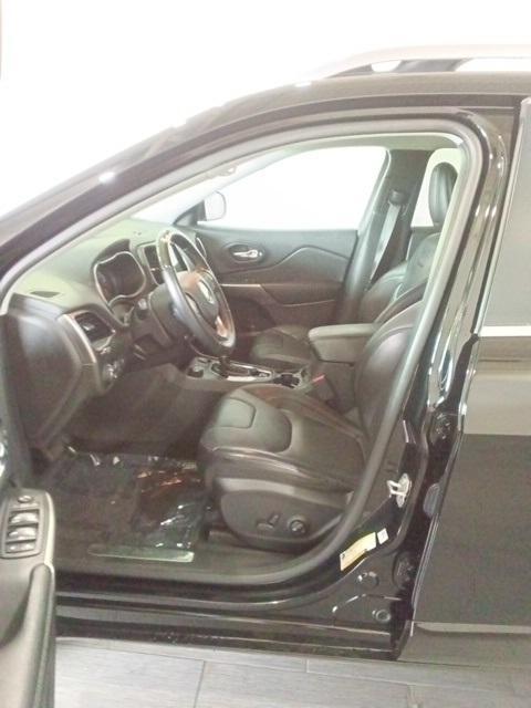 used 2019 Jeep Cherokee car, priced at $19,499