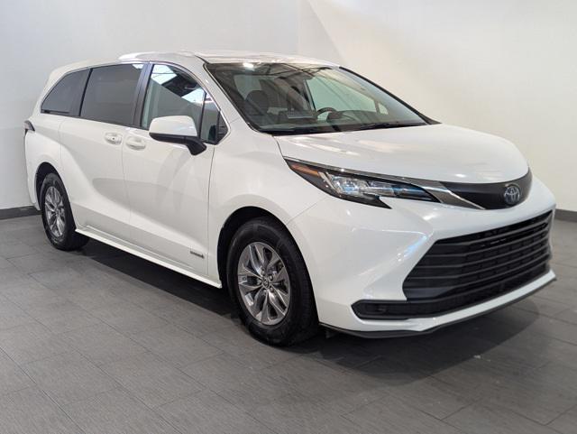 used 2021 Toyota Sienna car, priced at $31,999