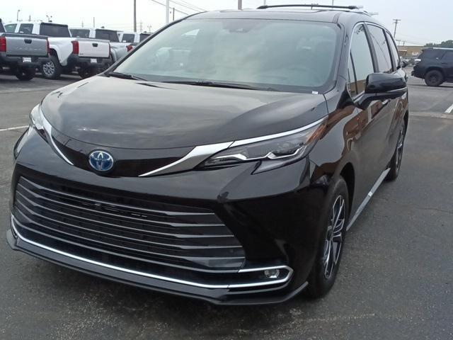 new 2025 Toyota Sienna car, priced at $60,839