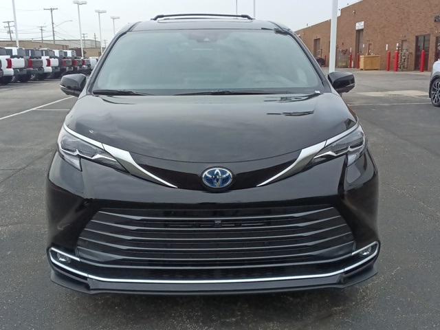 new 2025 Toyota Sienna car, priced at $60,839