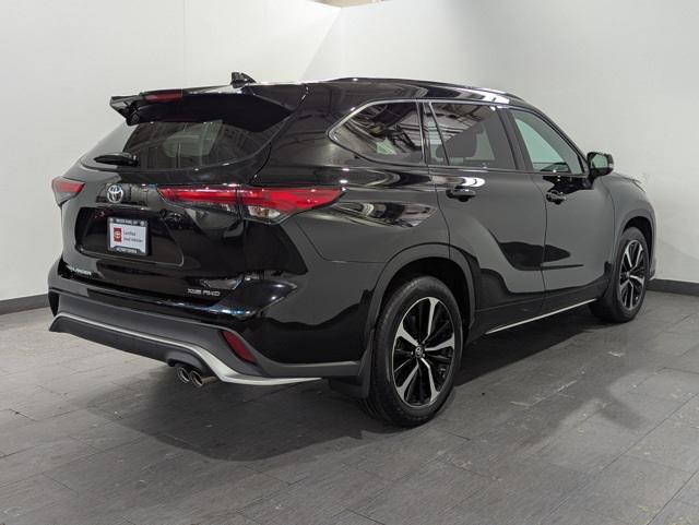 used 2022 Toyota Highlander car, priced at $42,446