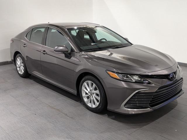 used 2023 Toyota Camry car, priced at $25,294