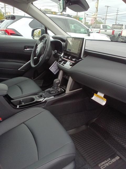 new 2025 Toyota Corolla Cross car, priced at $30,582