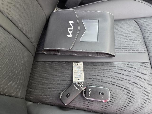 used 2023 Kia Sorento car, priced at $33,997