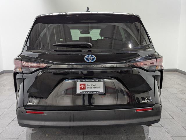 used 2024 Toyota Sienna car, priced at $49,899