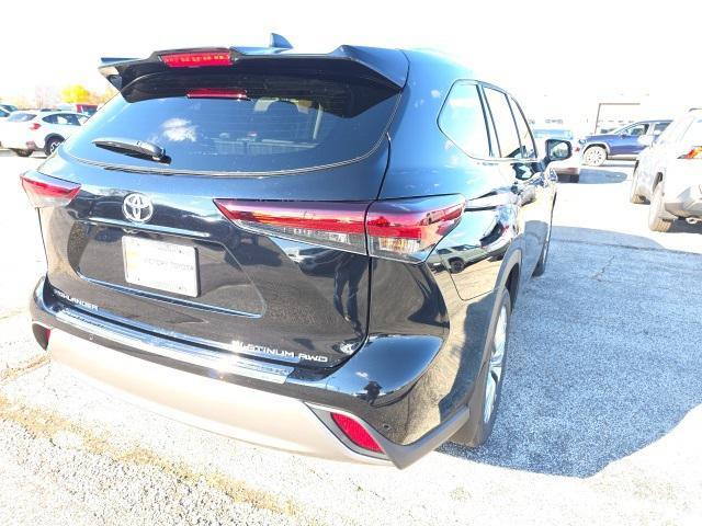 new 2026 Toyota Highlander car, priced at $54,808