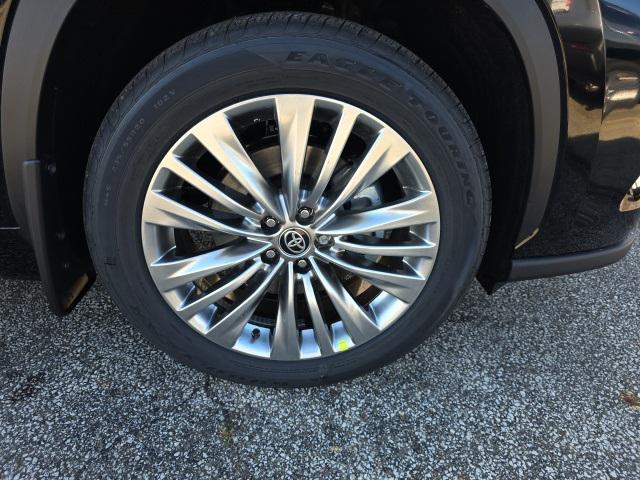 new 2026 Toyota Highlander car, priced at $54,808