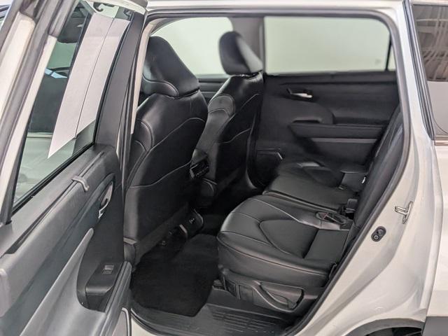 used 2022 Toyota Highlander car, priced at $43,799