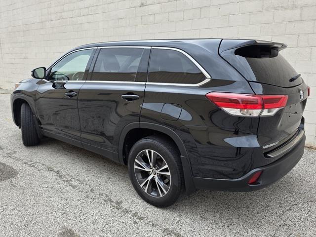 used 2019 Toyota Highlander car, priced at $20,015