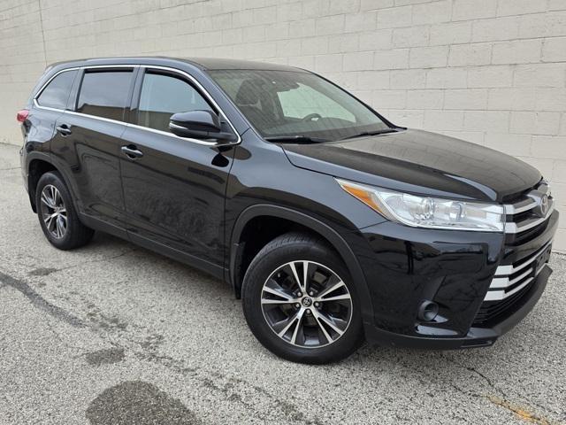 used 2019 Toyota Highlander car, priced at $20,015