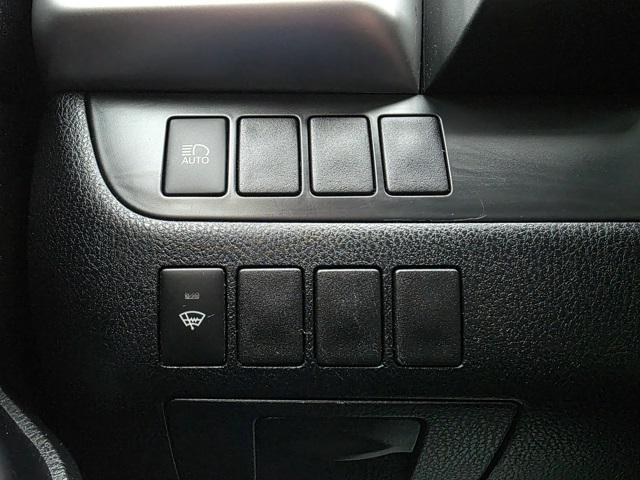 used 2019 Toyota Highlander car, priced at $20,015