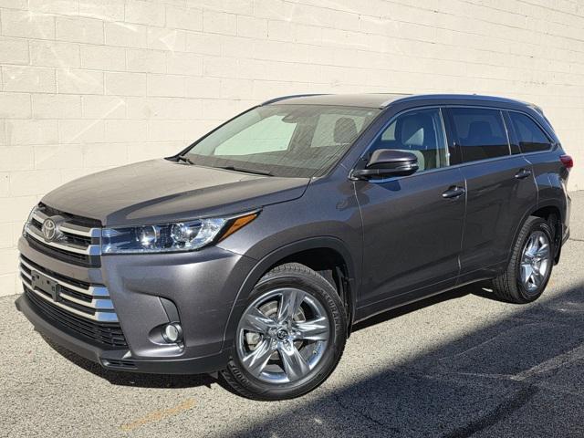used 2018 Toyota Highlander car, priced at $28,862