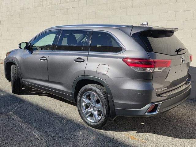 used 2018 Toyota Highlander car, priced at $28,862