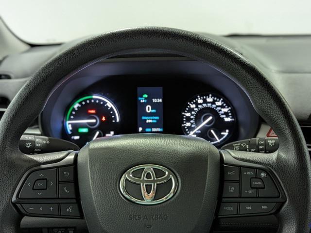 used 2024 Toyota Sienna car, priced at $39,299