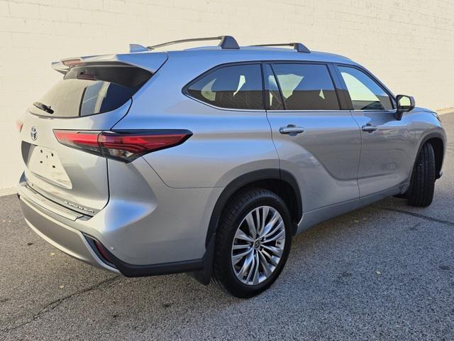 used 2023 Toyota Highlander car, priced at $45,441