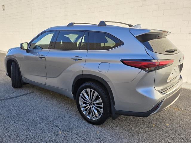 used 2023 Toyota Highlander car, priced at $45,441
