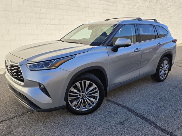 used 2023 Toyota Highlander car, priced at $45,441