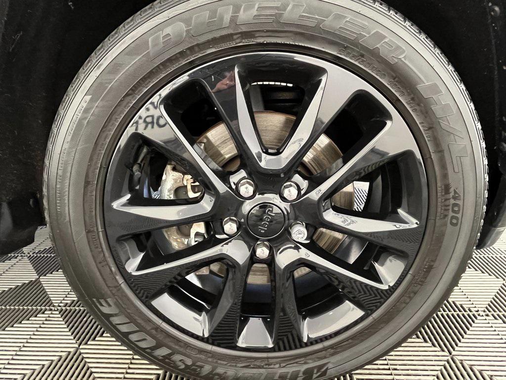 used 2021 Jeep Grand Cherokee car, priced at $24,395